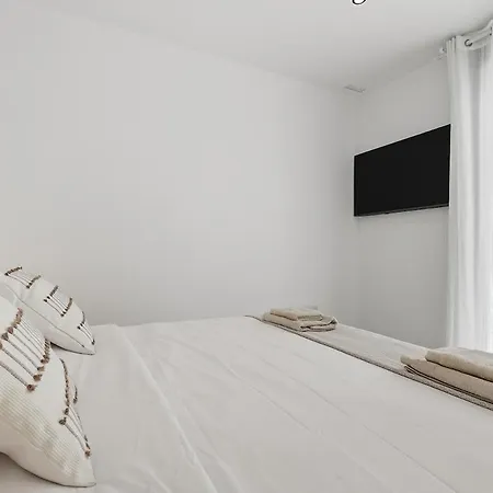 4 Bedroom Sea View At Hills Apartmán *