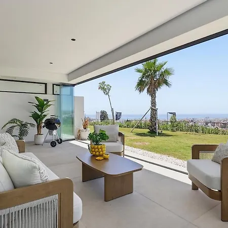 4 Bedroom Sea View At Hills