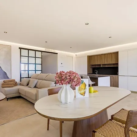 Lejlighed 4 Bedroom Sea View At Hills