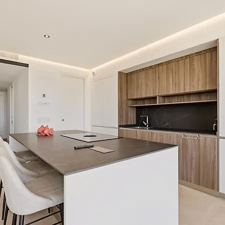 4 Bedroom Sea View At Hills